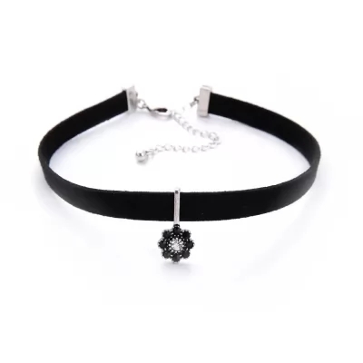 Kandiny - Diamond hollow flower pendant alloy Necklace
